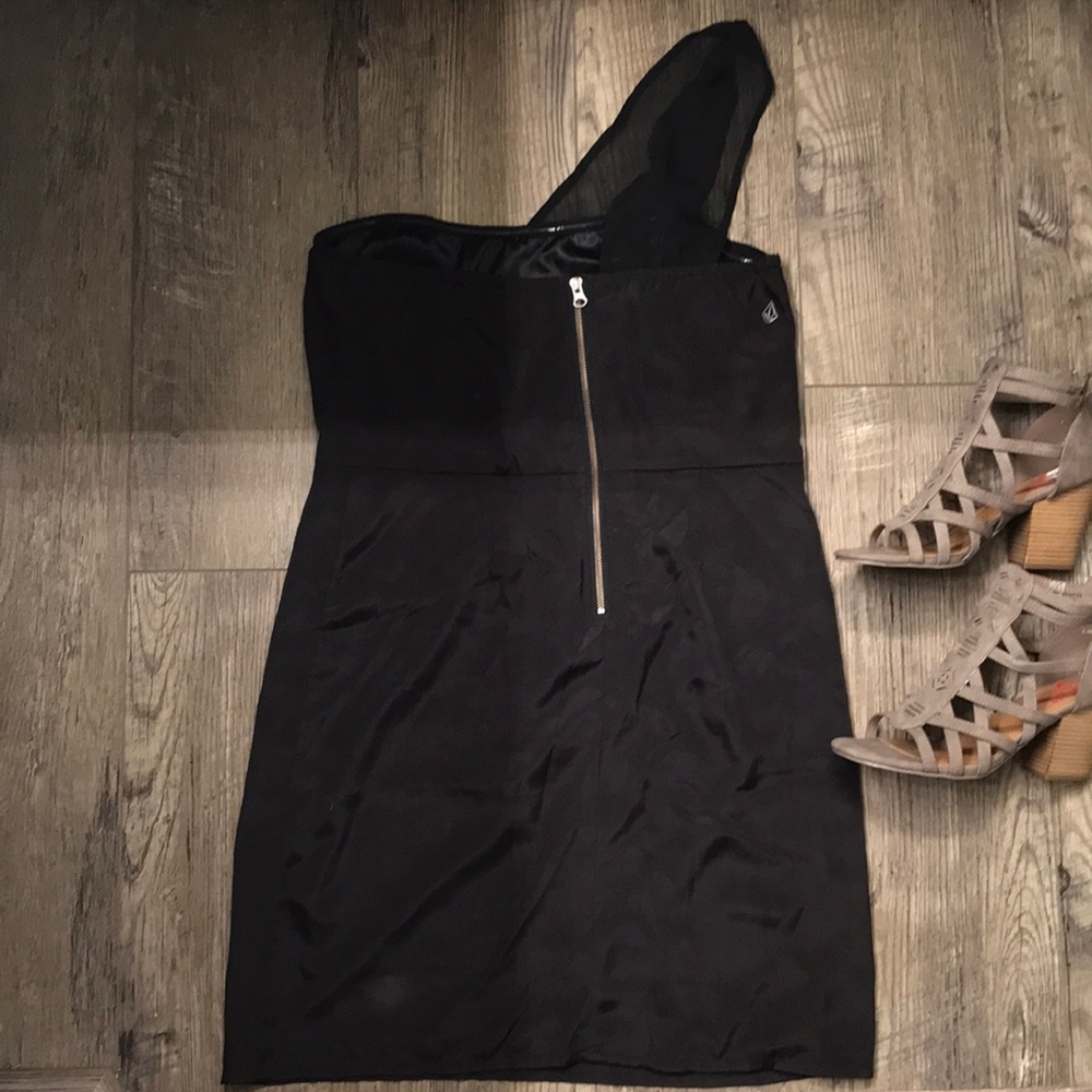 Volcom Dress - Picture 2 of 4
